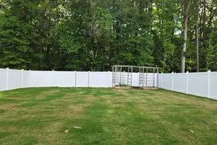 261 Frd Mdws Dr, Garner, NC 27529 - Photo 7
