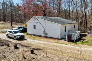 2710 Morton-Pulliam Rd, Roxboro, NC 27574 - Photo 7