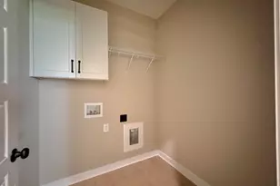 3760 Chatsworth Dr, La Grange, NC 28551 - Photo 9