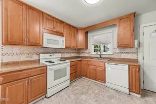 4601 Pinedale Dr, Durham, NC 27705 - Photo 9