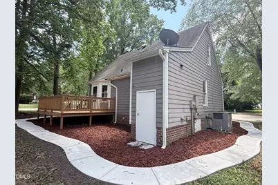 2900 Broadlands Drive, Raleigh, NC 27604 - Photo 9