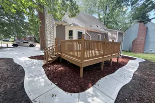 2900 Broadlands Dr, Raleigh, NC 27604 - Photo 13