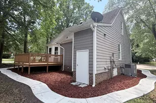 2900 Broadlands Dr, Raleigh, NC 27604 - Photo 7