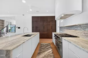 838 Woodburn Rd, Raleigh, NC 27605 - Photo 9
