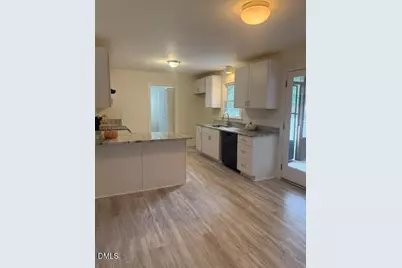 704 E Maple Lane E, Fuquay-Varina, NC 27526 - Photo 3