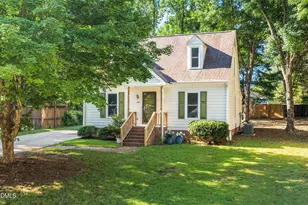 704 E Maple Ln, Fuquay-Varina, NC 27526 - Photo 1