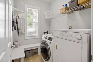 1019 Bianco Dr, Raleigh, NC 27607 - Photo 15