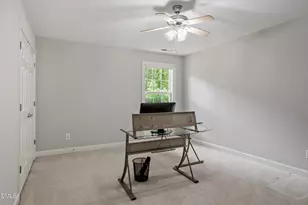 1019 Bianco Dr, Raleigh, NC 27607 - Photo 17