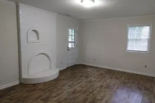304 Holtz Ln, Cary, NC 27511 - Photo 7