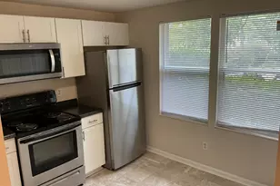 101 Luxon Pl, Cary, NC 27513 - Photo 9