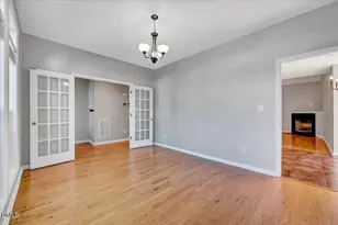 9 Kilburn Ln, Durham, NC 27704 - Photo 5
