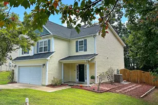 720 Pyracantha Dr, Holly Springs, NC 27540 - Photo 1