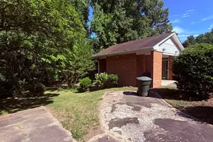 1301 Ross Ave, Greensboro, NC 27406 - Photo 5