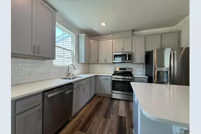 2038 Strickland Oak Way, Durham, NC 27703 - Photo 5