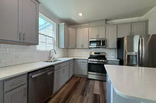 2038 Strickland Oak Wy, Durham, NC 27703 - Photo 5