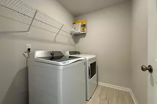2038 Strickland Oak Wy, Durham, NC 27703 - Photo 15