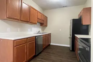 3009 Winston Dr, Burlington, NC 27215 - Photo 11