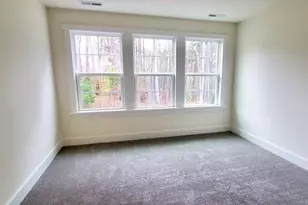 6915 Doddridge Ln, Cary, NC 27519 - Photo 13