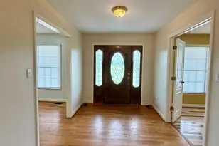 800 Carolina Dr, Dunn, NC 28334 - Photo 3