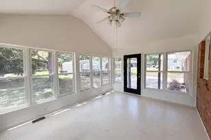 2611 Freemont Rd, Durham, NC 27705 - Photo 15