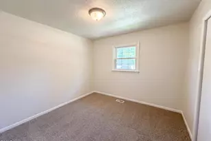 2611 Freemont Rd, Durham, NC 27705 - Photo 9