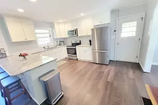 1517 Basewood Dr, Raleigh, NC 27609 - Photo 15