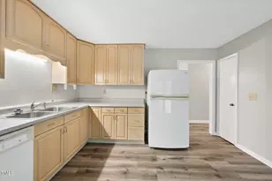 7926 Brown Bark Pl, Raleigh, NC 27615 - Photo 15