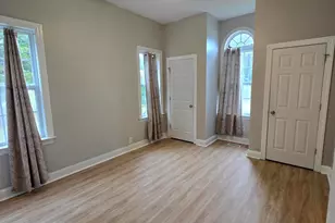 18 Castlewood Dr, Clayton, NC 27520 - Photo 9