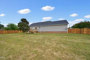 24 Bridle Dr, Angier, NC 27501 - Photo 9