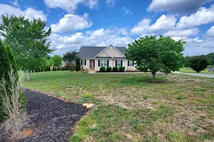 7005 Rock Pointe Pl, Liberty, NC 27298 - Photo 9