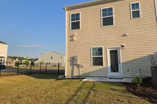 5061 Microcline Trl, Raleigh, NC 27610 - Photo 21