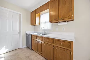 15 Loop Rd, Archer Lodge, NC 27527 - Photo 13