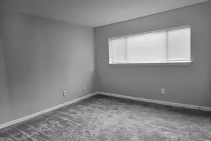 660 Pine Ridge Pl, Raleigh, NC 27609 - Photo 5