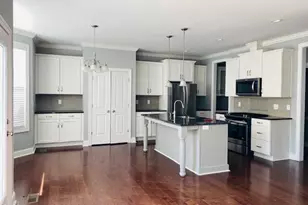 28 Grandwood Cir, Durham, NC 27712 - Photo 9