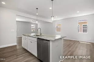 104 Baldwin St, Lillington, NC 27546 - Photo 9
