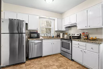 1002 Willow Drive #Apt 43, Chapel Hill, NC 27514 - Photo 9