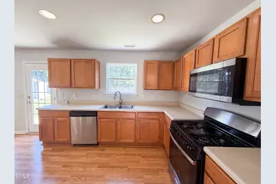 1745 E Honey Springs Avenue, Fuquay-Varina, NC 27526 - Photo 5