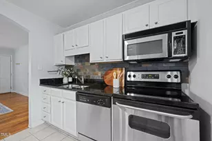 2331 Bernard St, Raleigh, NC 27608 - Photo 9
