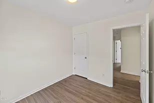 8309 Glenwood Springs Ct, Raleigh, NC 27616 - Photo 25
