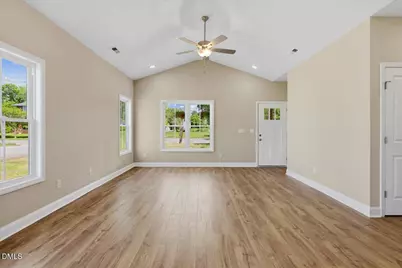 507 E Harnett Street, Dunn, NC 28334 - Photo 7