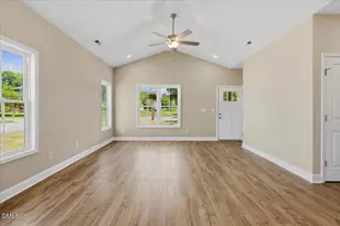 507 E Harnett St, Dunn, NC 28334 - Photo 7