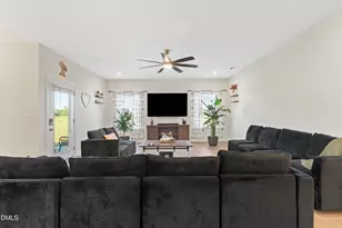 112 Napa Dr, Four Oaks, NC 27524 - Photo 9