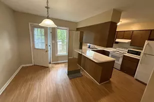 925 Hearthridge Ct, Raleigh, NC 27609 - Photo 11