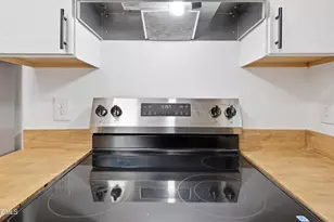 9506 Coachway, Chapel Hill, NC 27516 - Photo 19