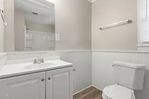 113 E Franklin St, Zebulon, NC 27597 - Photo 17