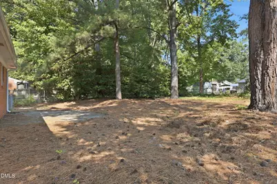 113 E Franklin Street, Zebulon, NC 27597 - Photo 27