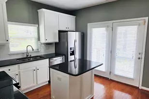 124 Braeside Ct, Cary, NC 27519 - Photo 17