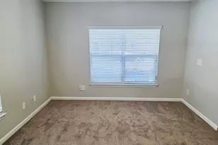 124 Braeside Ct, Cary, NC 27519 - Photo 17
