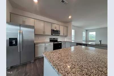 724 Dorset Stream Drive, Fuquay Varina, NC 27526 - Photo 11