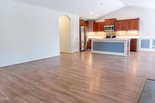 127 Woodglen Dr, Clayton, NC 27527 - Photo 9